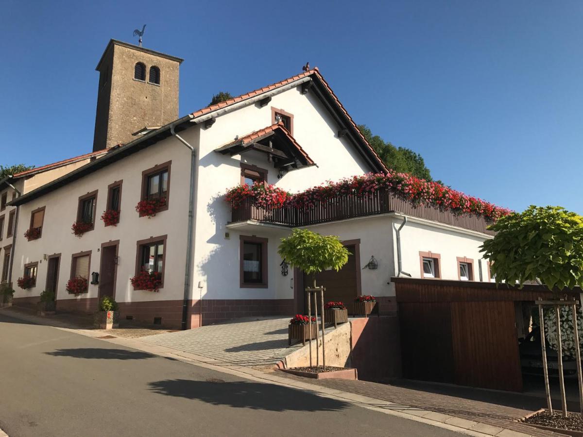 Gaestehaus Am Pfarrgarten Villa Mettlach Exterior photo